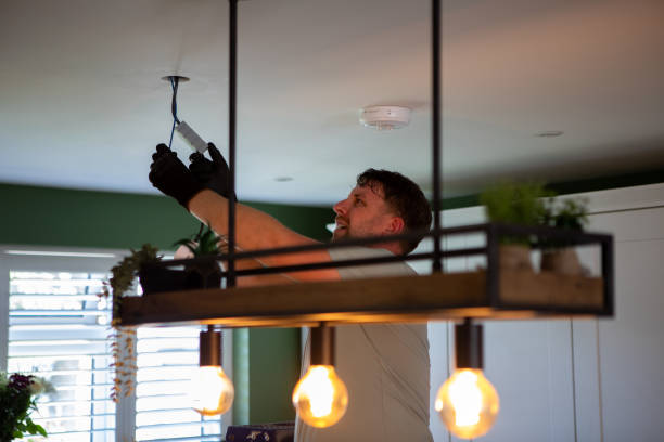 Best Circuit Breaker Repair  in Wynnewood, OK